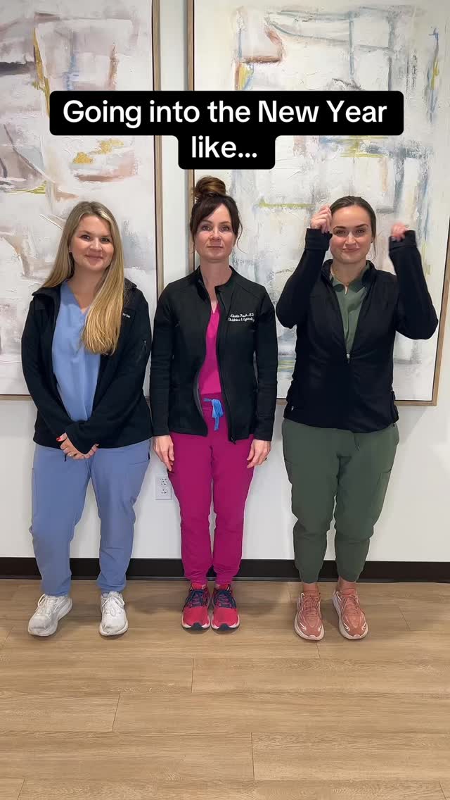 Always ready to take care of our patients! Don’t forget to take care of yourself!
@mirandaray96 @dr.mikaela.rush
#cedarparkobgyn #obgyn #newyear #newyearnewyou drmikaelarus