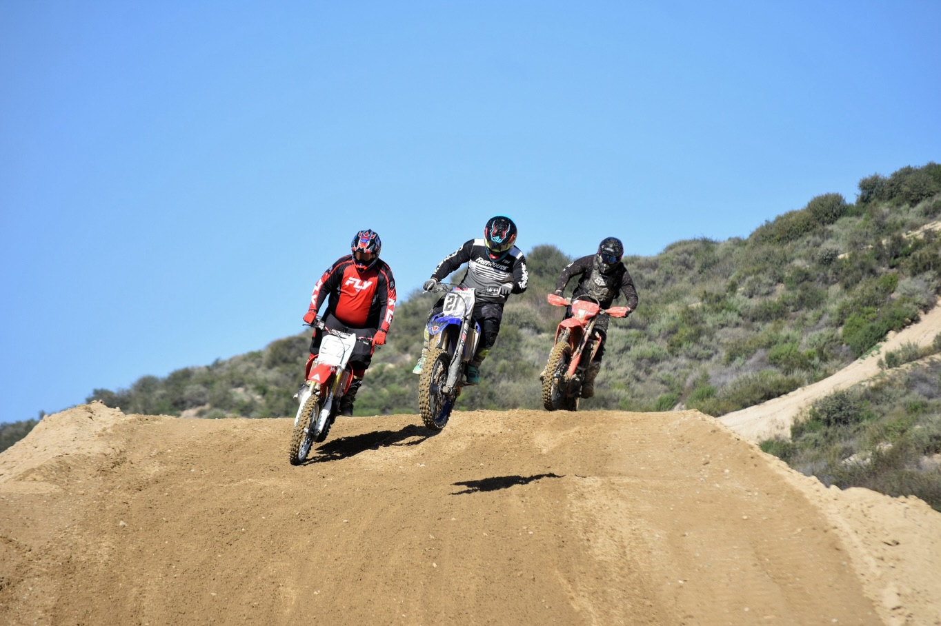 Photos from Glen Helen on the 1st thanks to the photographers from American Retrocross.